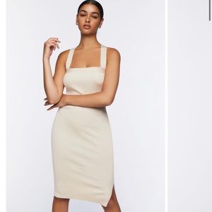 ⭐️ Forever 21 Ribbed Crisscross MIDI Dress⭐️